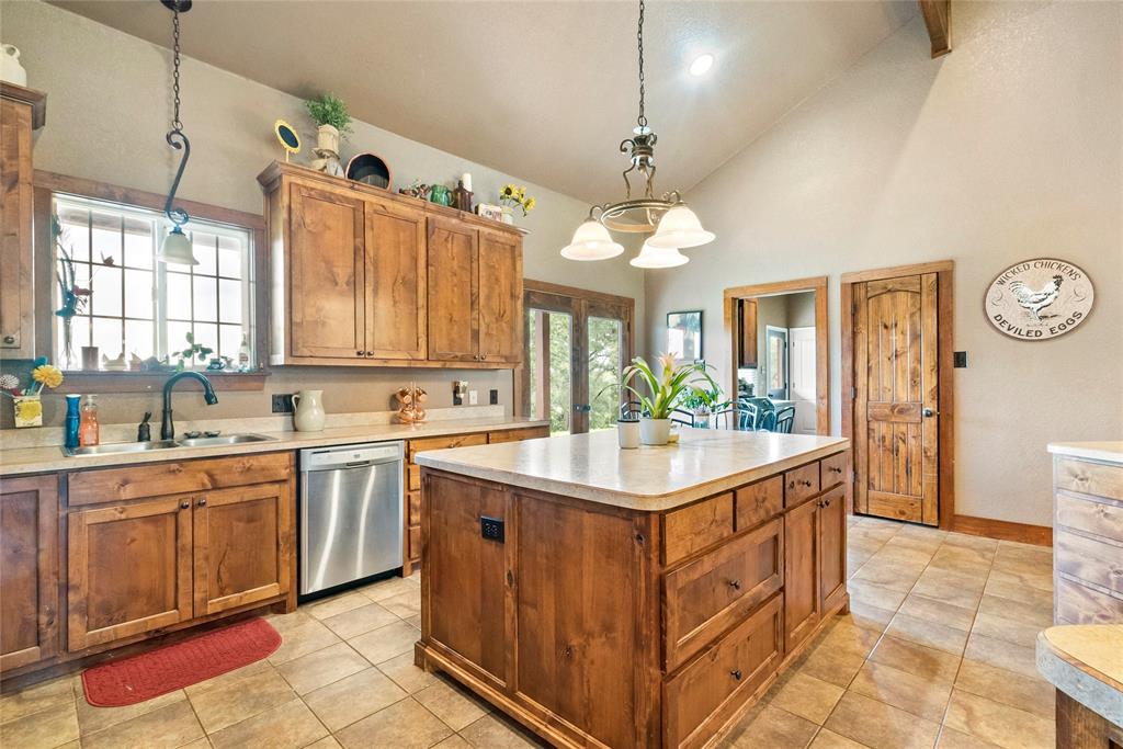 1200 Soda Springs Road Property Photo 16