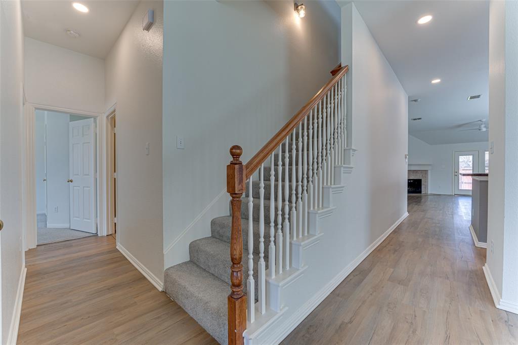 2836 Wild Oak Lane Property Photo 6