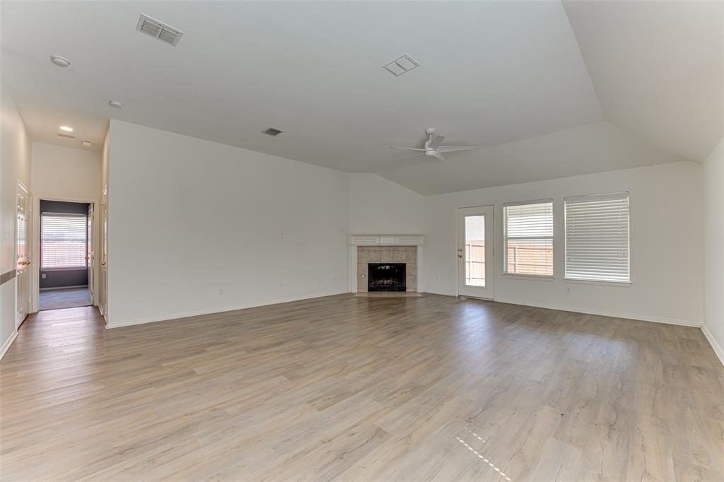 2836 Wild Oak Lane Property Photo 7