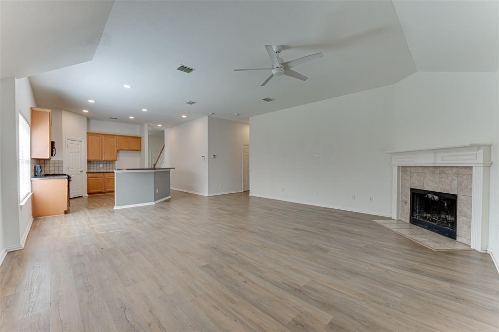 2836 Wild Oak Lane Property Photo 9