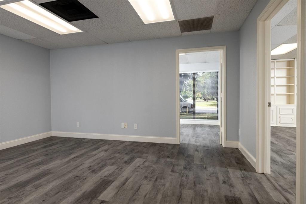 2401 Garden Park Court Property Photo 11