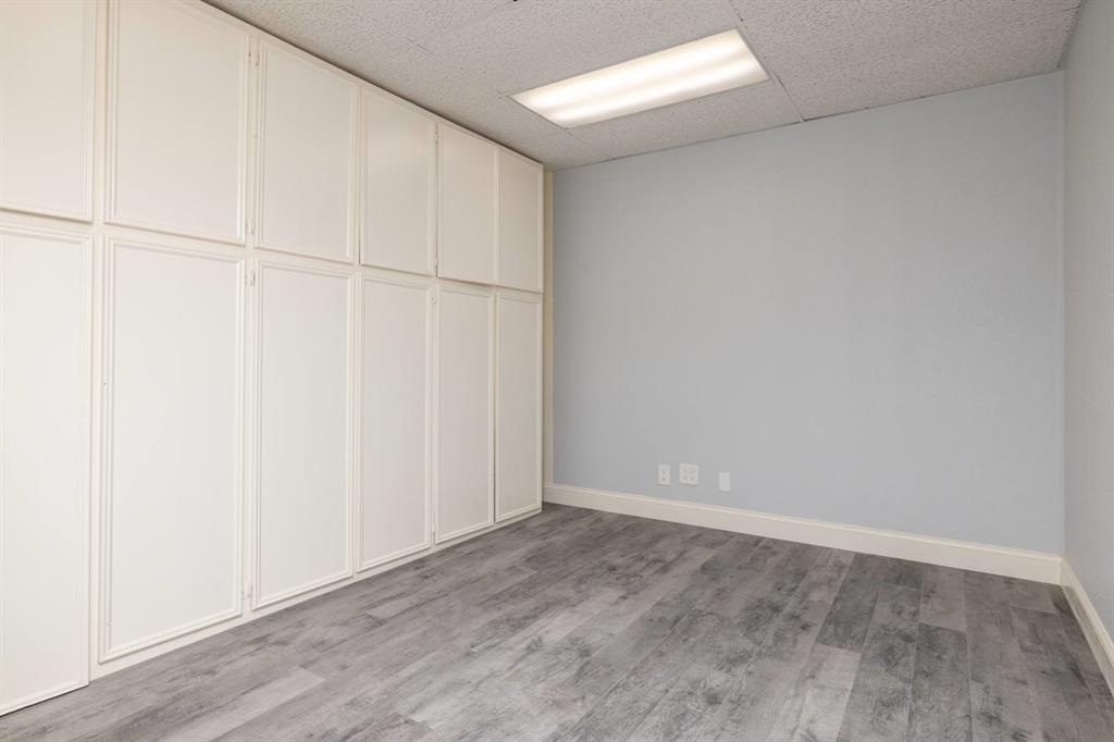 2401 Garden Park Court Property Photo 17