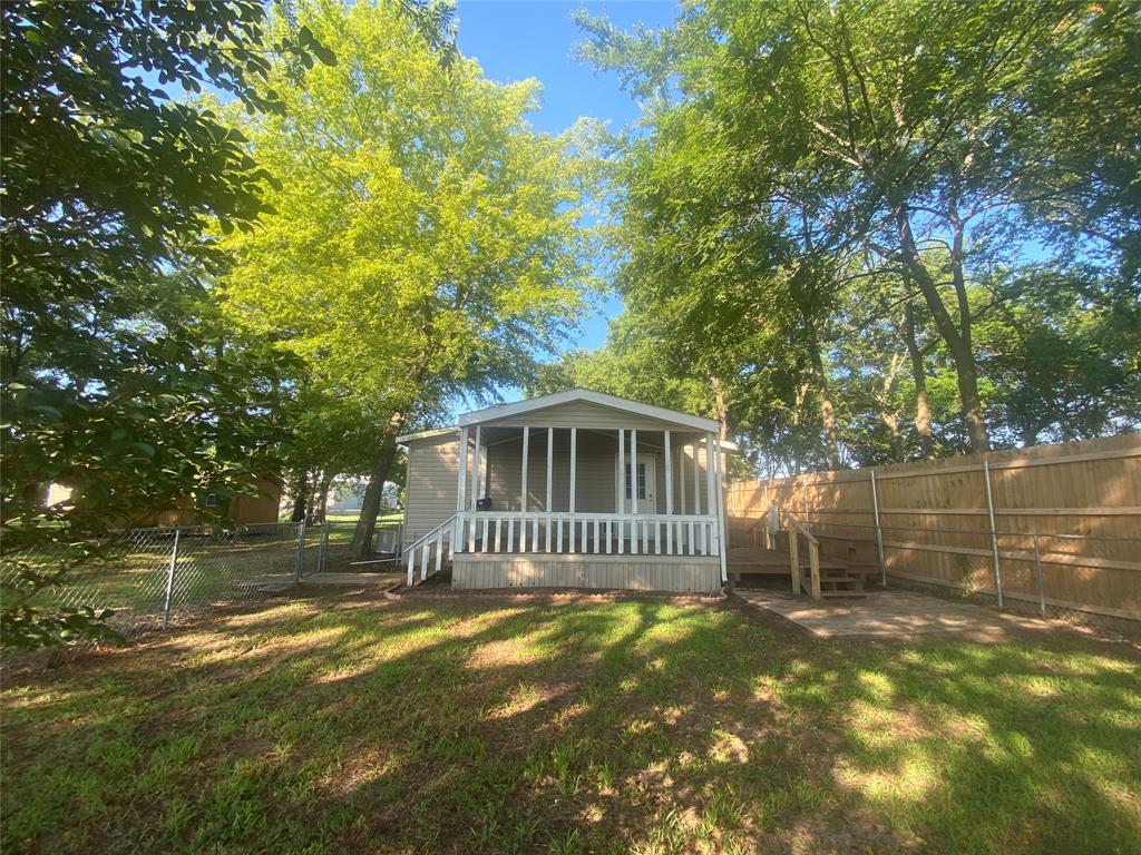 861 Comanche Property Photo 4