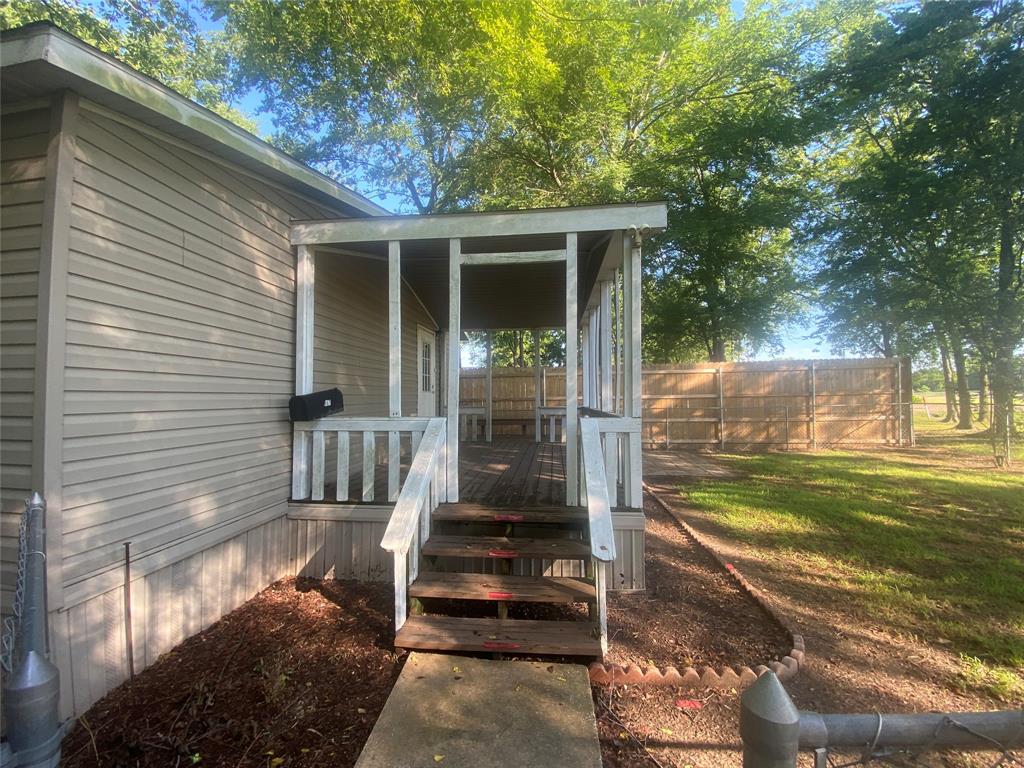 861 Comanche Property Photo 6