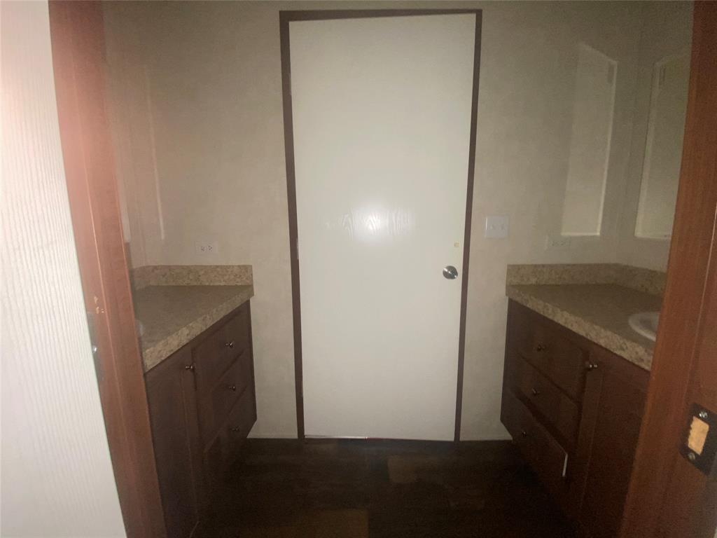 861 Comanche Property Photo 20