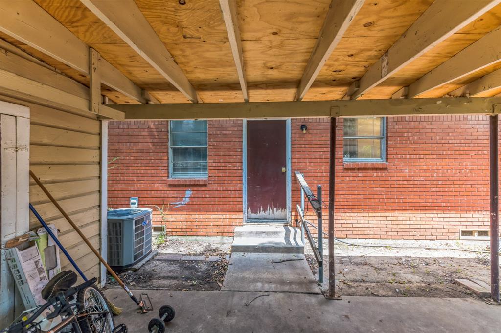 806 N Center Street Property Photo 7