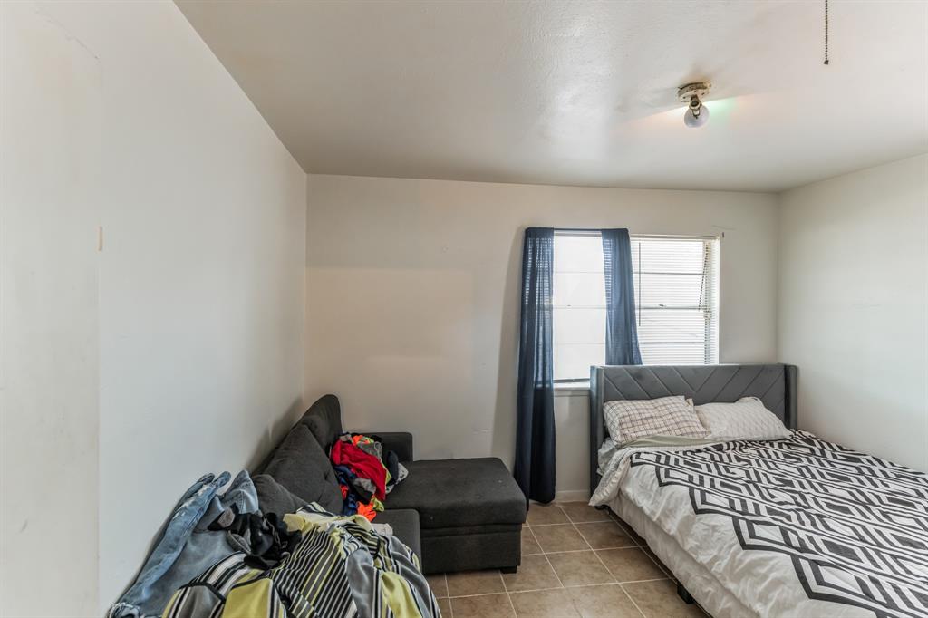 806 N Center Street Property Photo 19