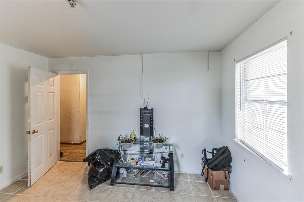 806 N Center Street Property Photo 21