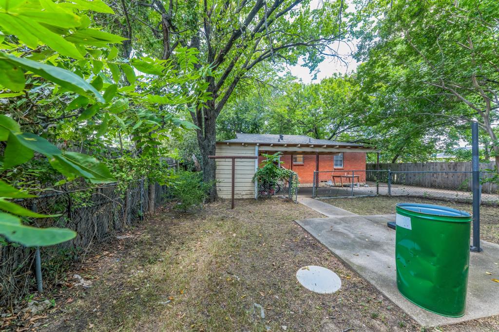 806 N Center Street Property Photo 27