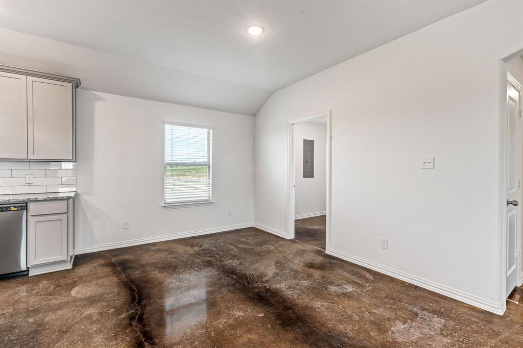 3801 Pine Road Property Photo 7