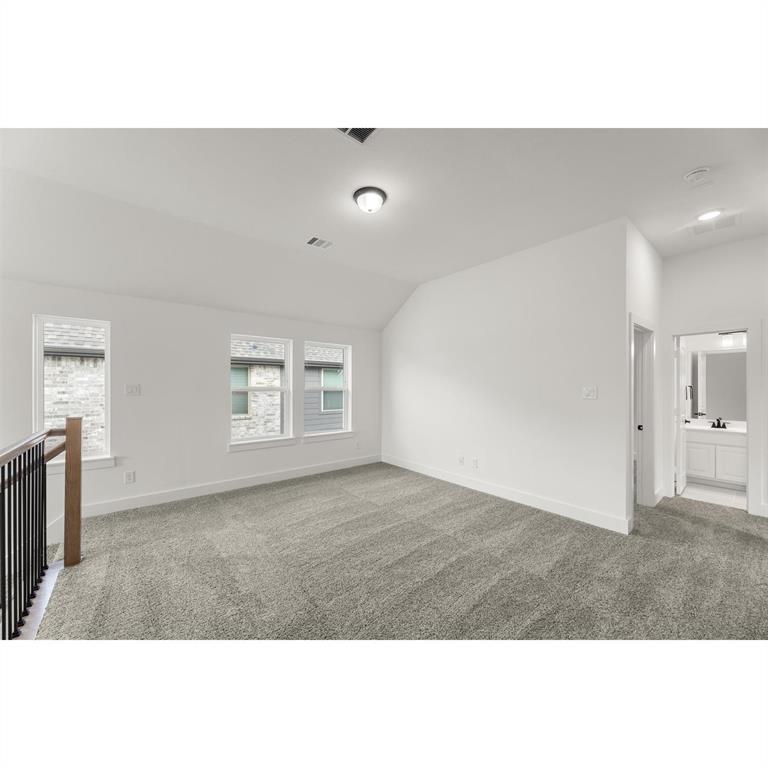 3104 Summer Rain Lane Property Photo 23