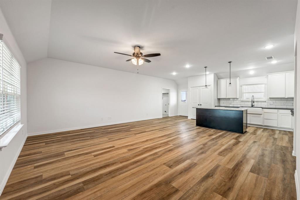 3805 Pine Road Property Photo 4