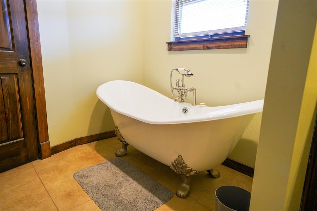 2267 County Road 414 Property Photo 14