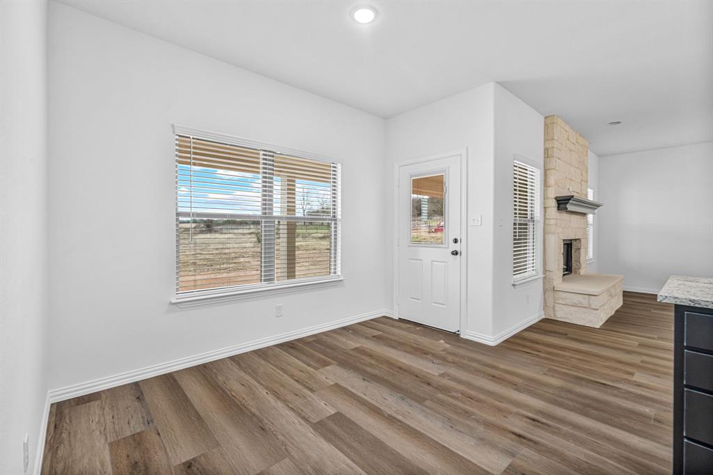 3813 Pine Road Property Photo 6