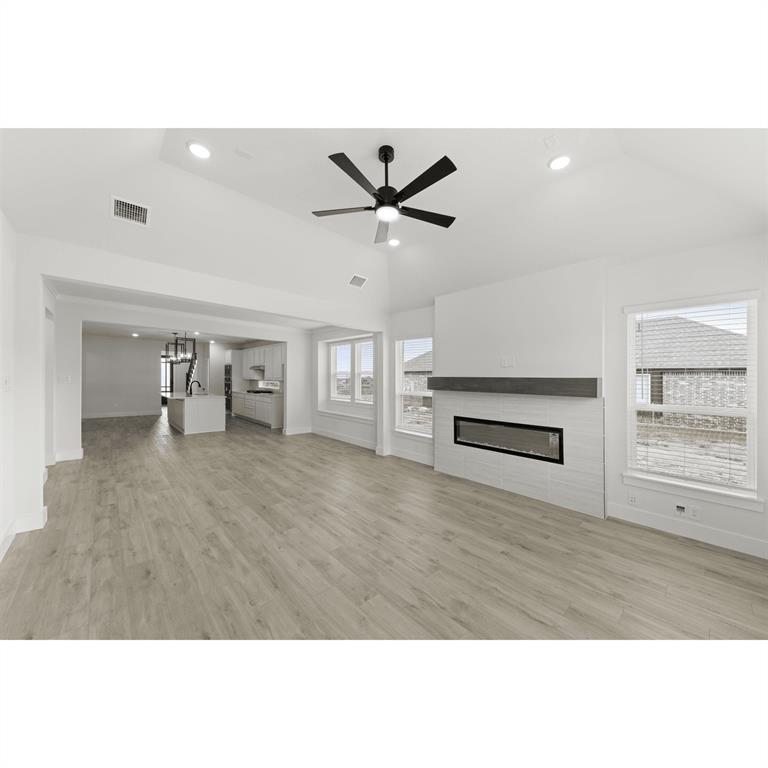 704 Valley Pines Drive Property Photo 15
