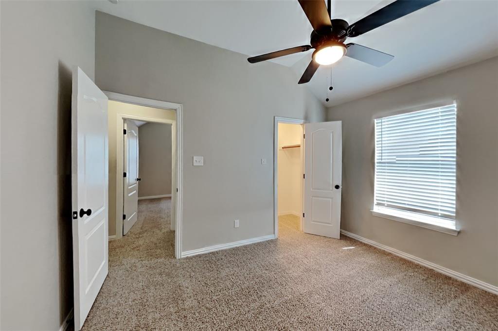 501 Eagle Glen Lane Property Photo 15