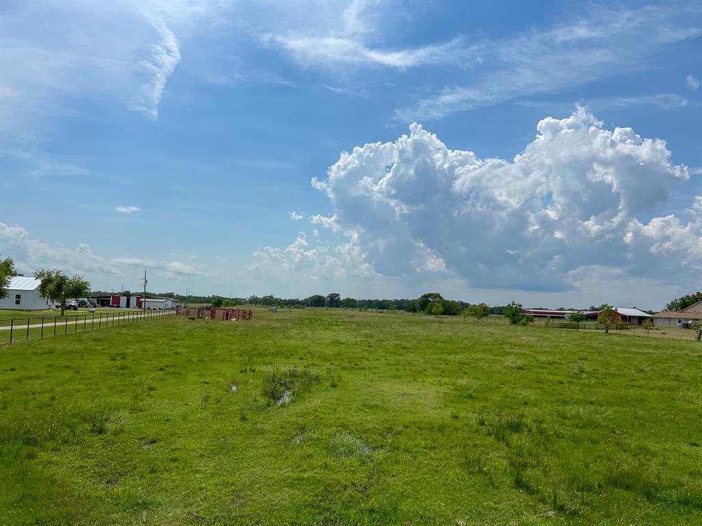 00 Fm 686 Property Photo 3