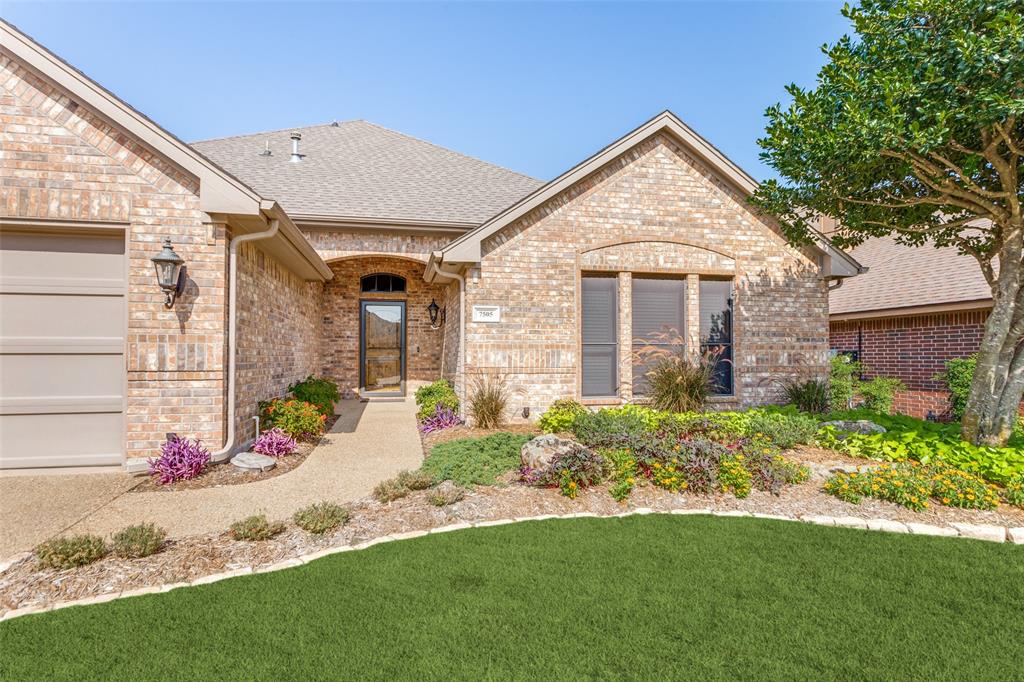 7505 Hillstone Drive Property Photo 1