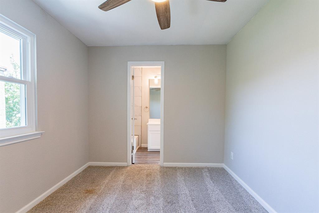 4910 Regal Bluff Property Photo 36