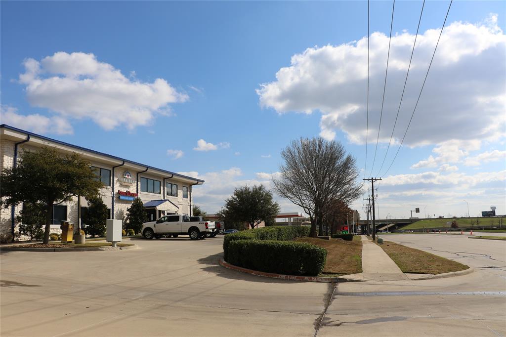 3700 Standridge Drive Property Photo 3