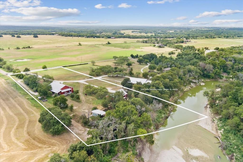 128 Deer Run Road Property Photo 3