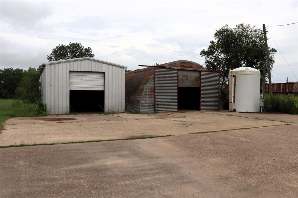 86 Fm 770 Property Photo 1