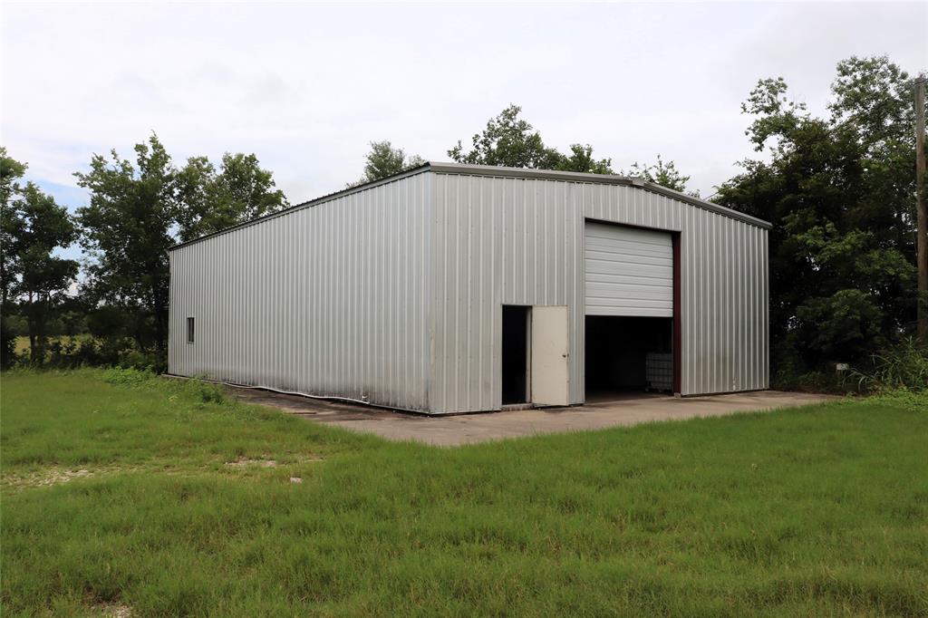 86 Fm 770 Property Photo 4