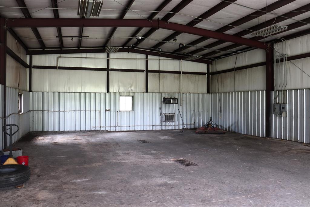 86 Fm 770 Property Photo 5