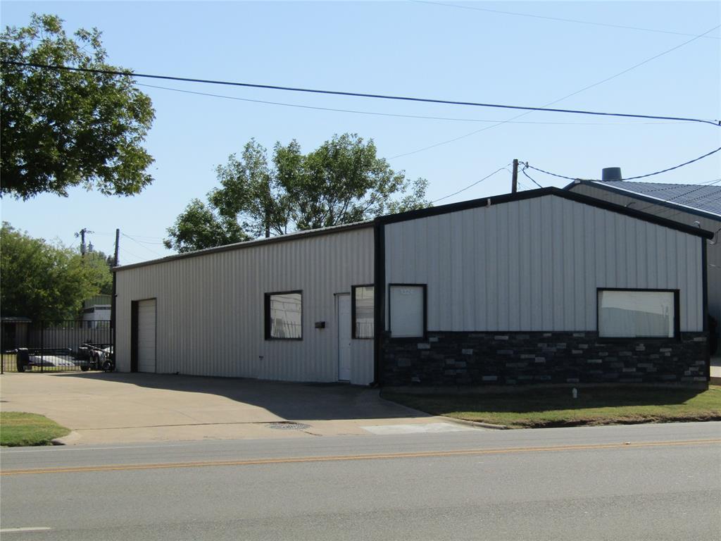 1324 N Main Street Property Photo 1