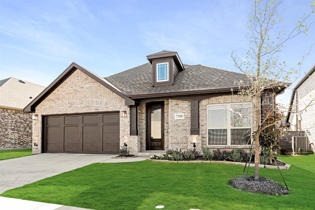7500 Cherry Blossom Lane Property Photo 3