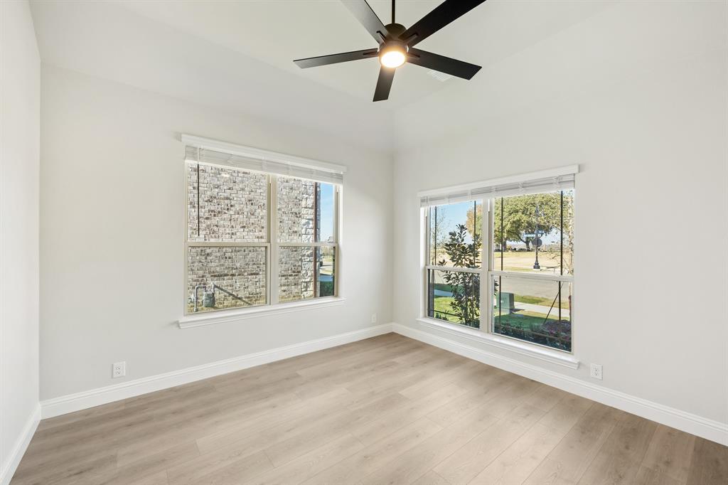 7500 Cherry Blossom Lane Property Photo 6