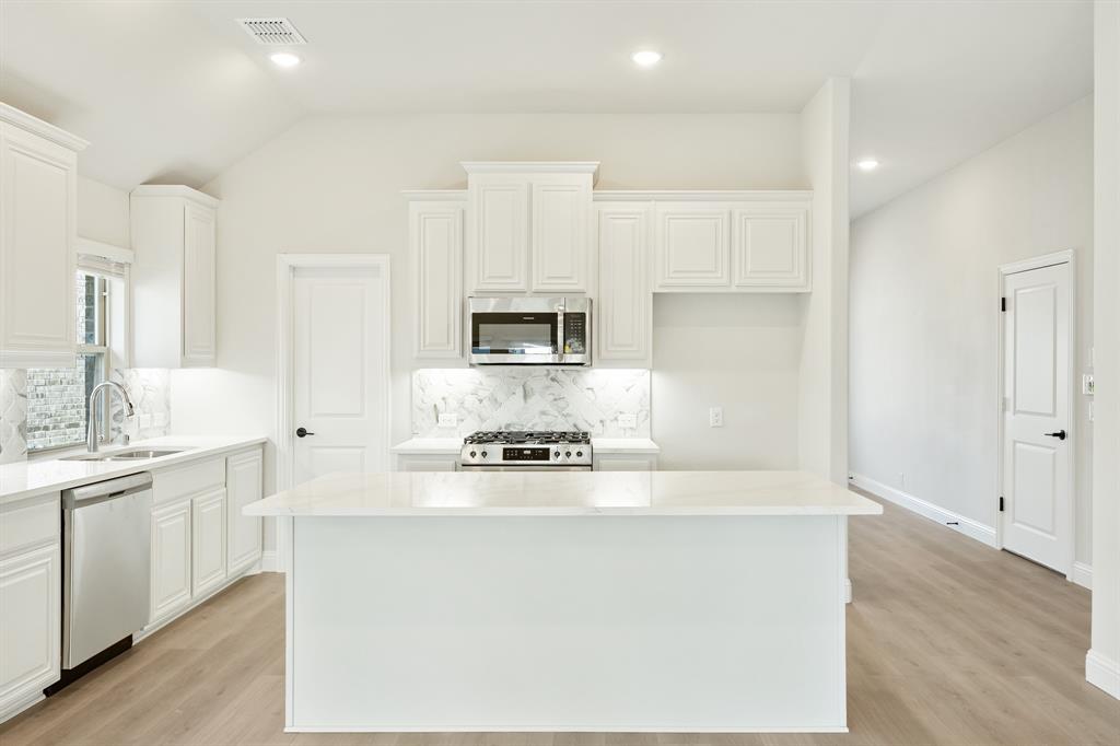 7500 Cherry Blossom Lane Property Photo 13