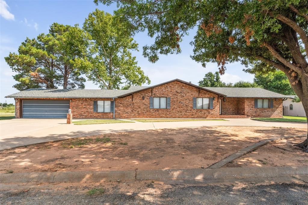 602 Se Eighth Street Property Photo 2