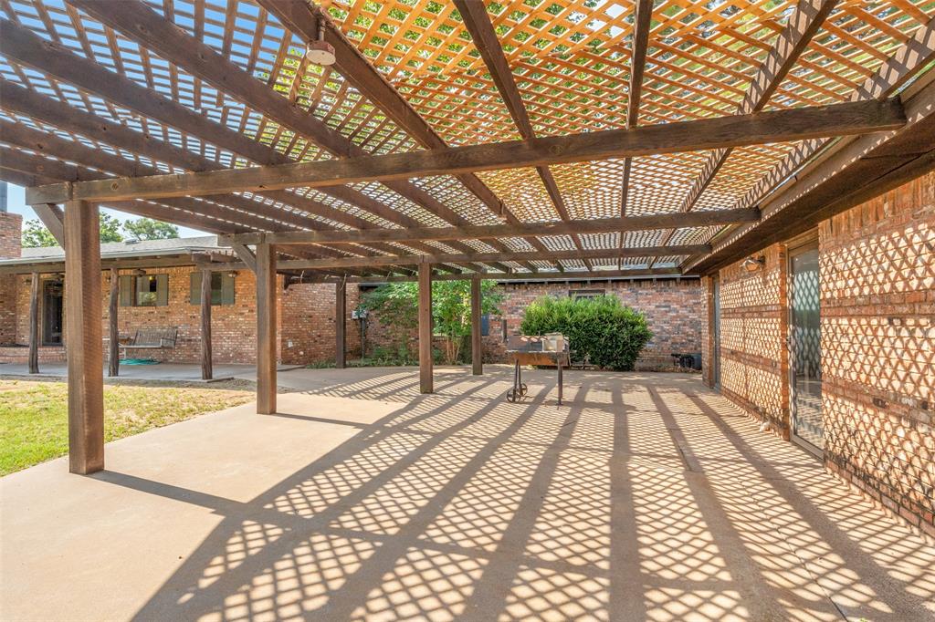 602 Se Eighth Street Property Photo 33