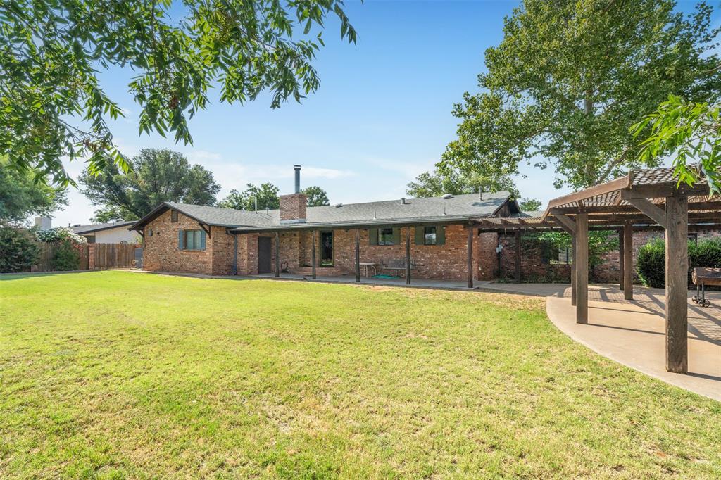 602 Se Eighth Street Property Photo 35