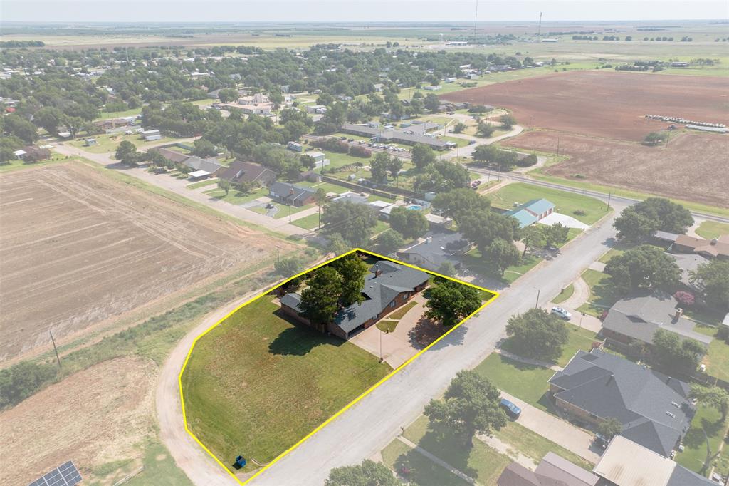 602 Se Eighth Street Property Photo 38