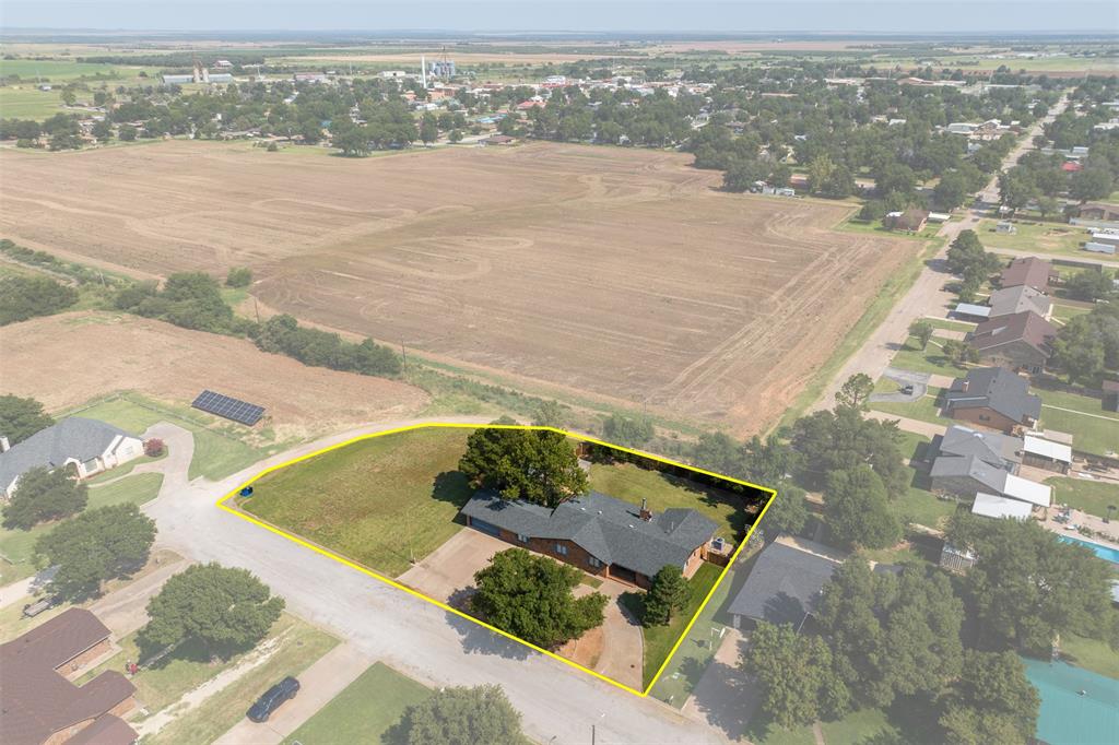 602 Se Eighth Street Property Photo 40