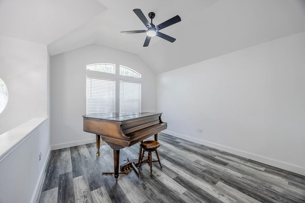 8508 Rock Creek Drive Property Photo 36
