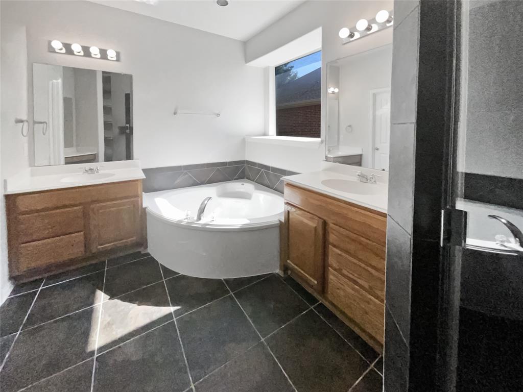 3304 Bright Star Way Property Photo 7