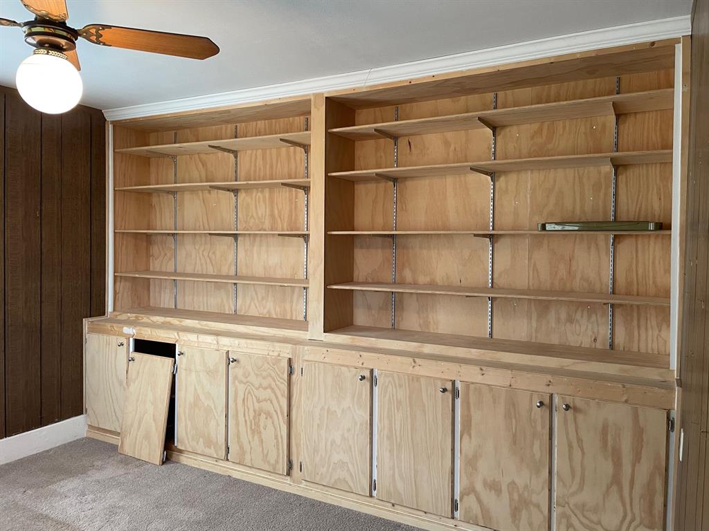 903 Plainview Road Property Photo 11