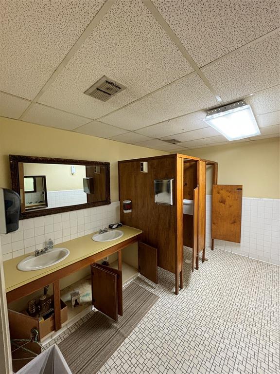 1200 U.s. 79 Property Photo 26