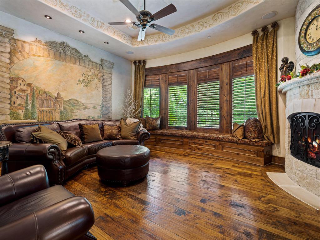 2115 Paradise Ranch Trail Property Photo 10