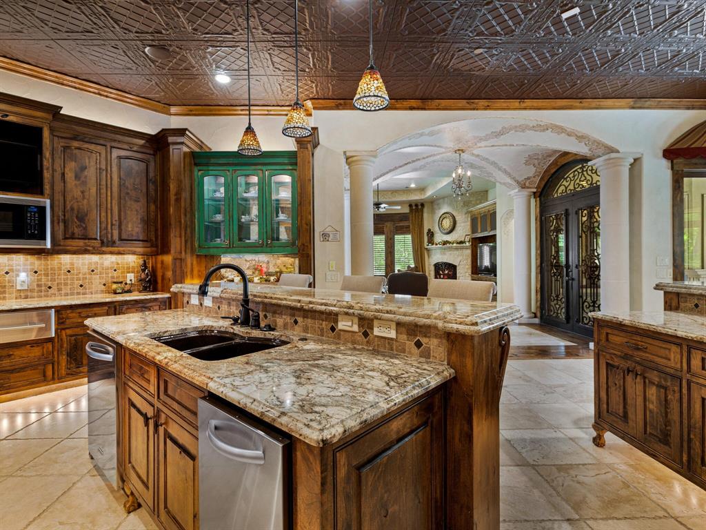 2115 Paradise Ranch Trail Property Photo 15