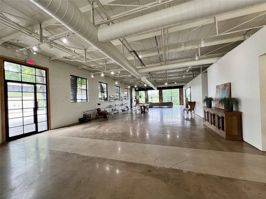 1208 S Riverfront Boulevard Property Photo 15