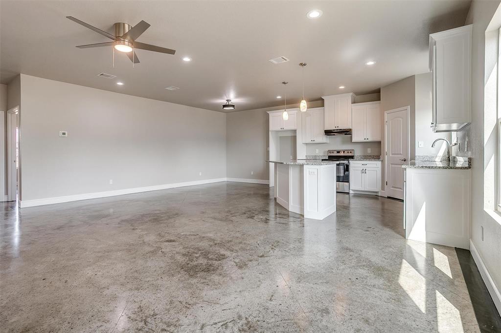 30 Frost Lane Property Photo 7