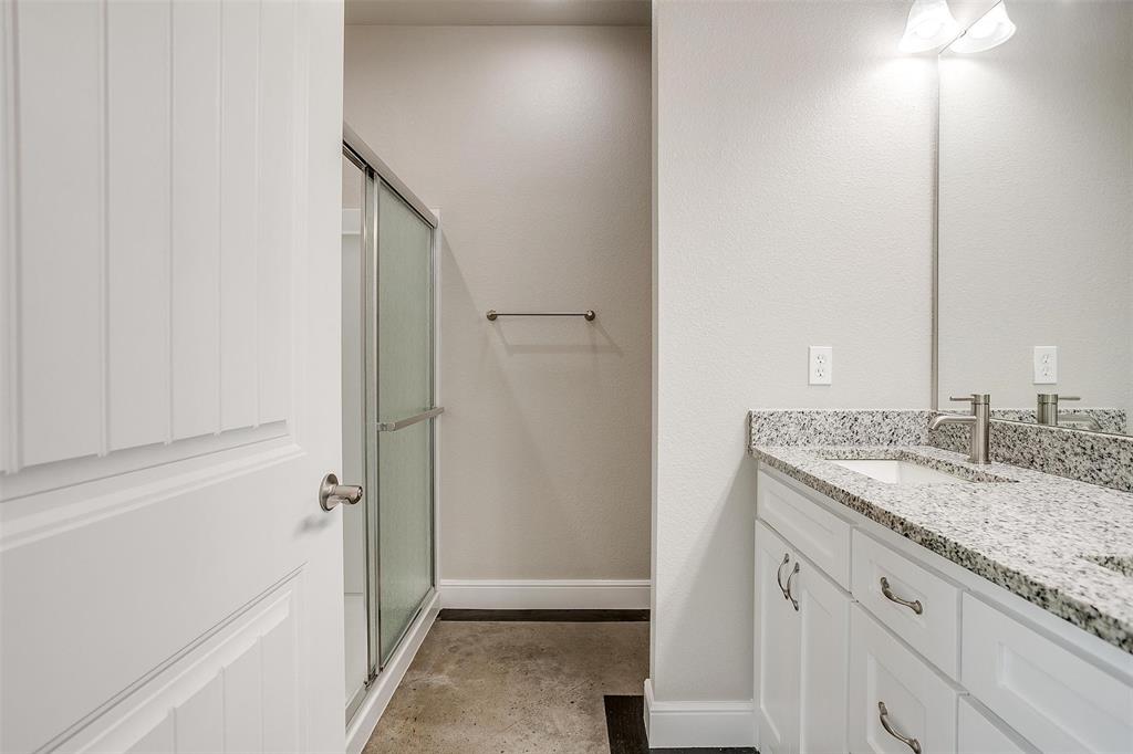 30 Frost Lane Property Photo 14