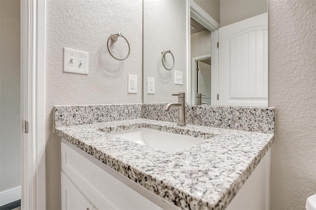 30 Frost Lane Property Photo 16