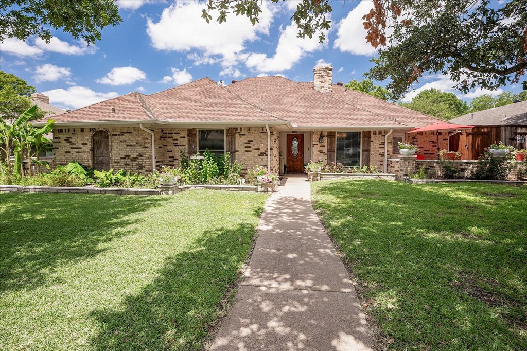 1307 Stonewood Drive Property Photo 1