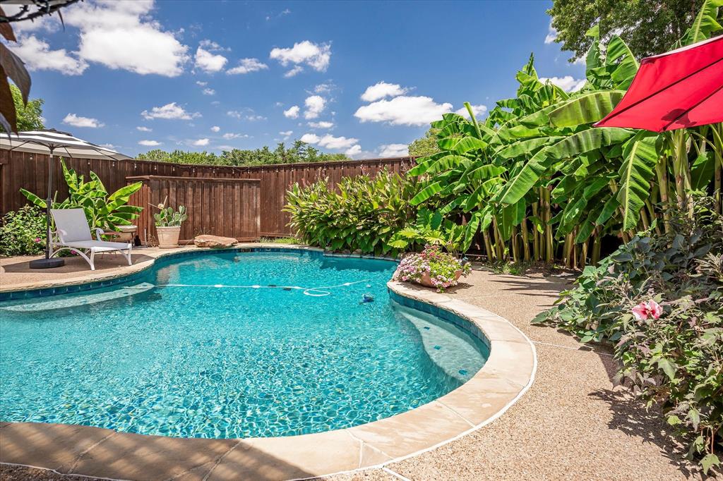 1307 Stonewood Drive Property Photo 4