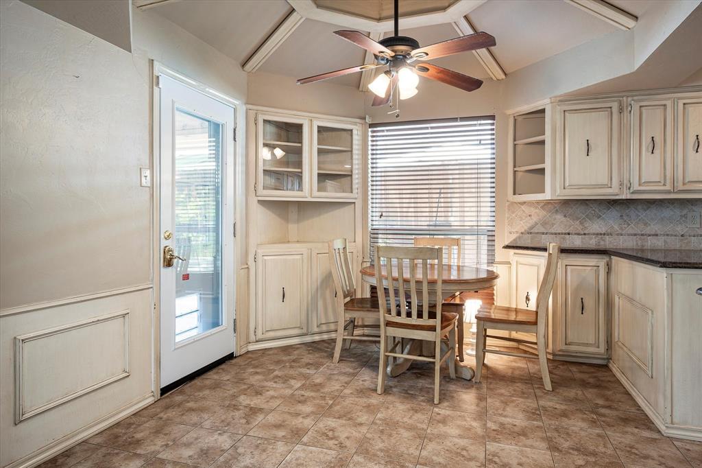 1307 Stonewood Drive Property Photo 8